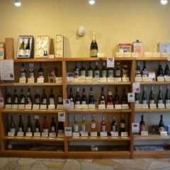 信州産杉材のワイン棚